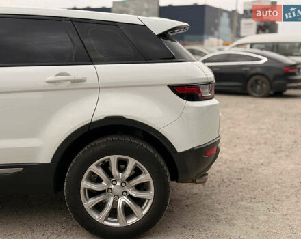 Білий Ленд Ровер Рендж Ровер Евок, об'ємом двигуна 2 л та пробігом 68 тис. км за 20990 $, фото 8 на Automoto.ua
