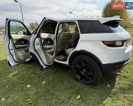 Ленд Ровер Рендж Ровер Евок 2016 у Ладижин на Automoto.ua Білий Ленд Ровер Рендж Ровер Евок, об'ємом двигуна 2 л та пробігом 86 тис. км за 23900 $, фото 39 на Automoto.ua