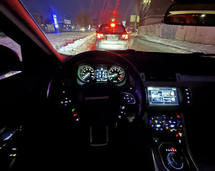 Белый Ленд Ровер Рендж Ровер Эвок, объемом двигателя 2 л и пробегом 116 тыс. км за 21408 $, фото 6 на Automoto.ua