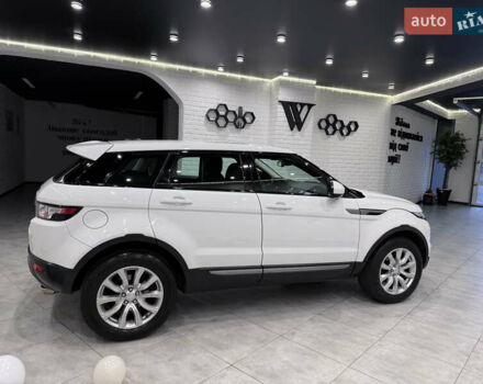 Білий Ленд Ровер Рендж Ровер Евок, об'ємом двигуна 2.18 л та пробігом 185 тис. км за 21000 $, фото 5 на Automoto.ua