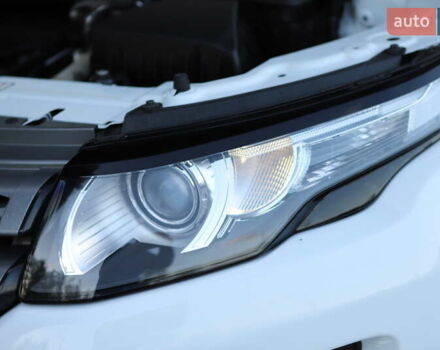 Білий Ленд Ровер Рендж Ровер Евок, об'ємом двигуна 2.2 л та пробігом 94 тис. км за 23899 $, фото 119 на Automoto.ua