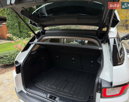 Белый Ленд Ровер Рендж Ровер Эвок, объемом двигателя 2 л и пробегом 56 тыс. км за 21300 $, фото 34 на Automoto.ua