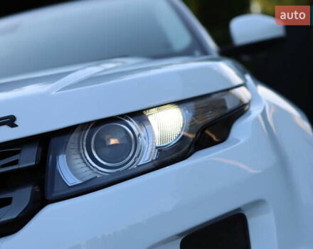 Білий Ленд Ровер Рендж Ровер Евок, об'ємом двигуна 2.2 л та пробігом 94 тис. км за 23899 $, фото 21 на Automoto.ua