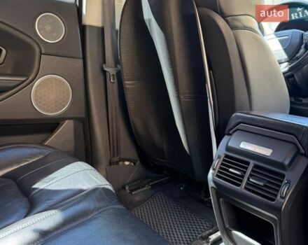 Білий Ленд Ровер Рендж Ровер Евок, об'ємом двигуна 2 л та пробігом 124 тис. км за 20500 $, фото 9 на Automoto.ua