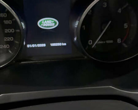Білий Ленд Ровер Рендж Ровер Евок, об'ємом двигуна 2.18 л та пробігом 185 тис. км за 21000 $, фото 9 на Automoto.ua