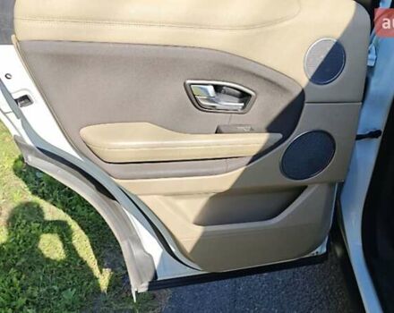 Белый Ленд Ровер Рендж Ровер Эвок, объемом двигателя 2.18 л и пробегом 90 тыс. км за 26500 $, фото 10 на Automoto.ua