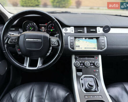 Білий Ленд Ровер Рендж Ровер Евок, об'ємом двигуна 2.18 л та пробігом 185 тис. км за 21000 $, фото 18 на Automoto.ua
