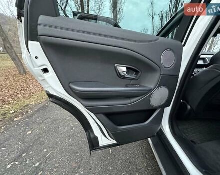 Білий Ленд Ровер Рендж Ровер Евок, об'ємом двигуна 2 л та пробігом 88 тис. км за 19999 $, фото 16 на Automoto.ua