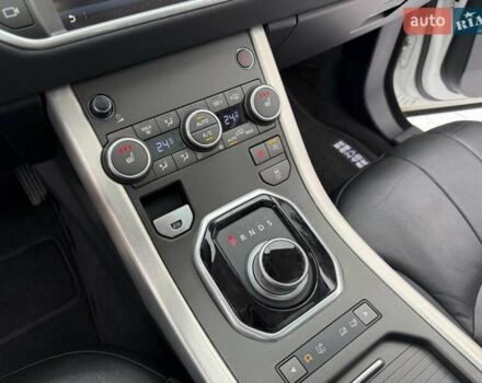 Білий Ленд Ровер Рендж Ровер Евок, об'ємом двигуна 2.18 л та пробігом 83 тис. км за 22500 $, фото 17 на Automoto.ua