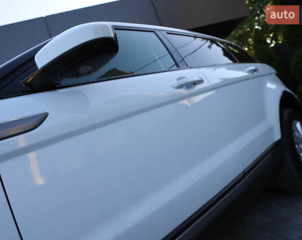 Білий Ленд Ровер Рендж Ровер Евок, об'ємом двигуна 2.2 л та пробігом 94 тис. км за 23899 $, фото 13 на Automoto.ua