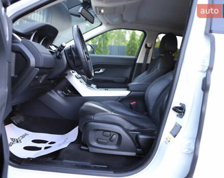 Білий Ленд Ровер Рендж Ровер Евок, об'ємом двигуна 2.2 л та пробігом 94 тис. км за 23899 $, фото 81 на Automoto.ua