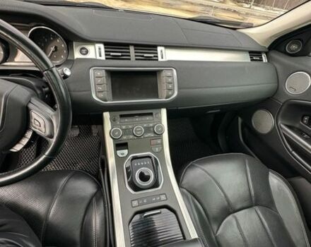 Білий Ленд Ровер Рендж Ровер Евок, об'ємом двигуна 2 л та пробігом 103 тис. км за 19000 $, фото 7 на Automoto.ua