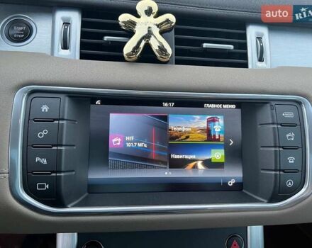 Белый Ленд Ровер Рендж Ровер Эвок, объемом двигателя 2 л и пробегом 68 тыс. км за 23490 $, фото 21 на Automoto.ua