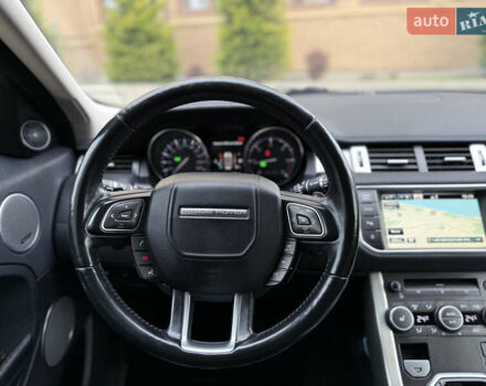 Білий Ленд Ровер Рендж Ровер Евок, об'ємом двигуна 2.18 л та пробігом 185 тис. км за 21000 $, фото 20 на Automoto.ua