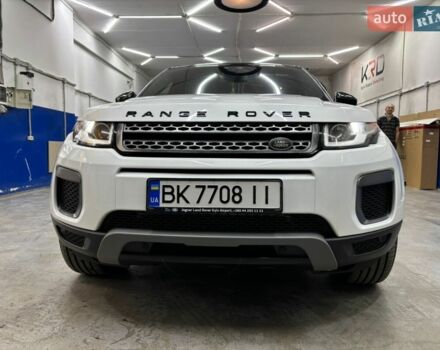 Белый Ленд Ровер Рендж Ровер Эвок, объемом двигателя 2 л и пробегом 132 тыс. км за 19950 $, фото 1 на Automoto.ua