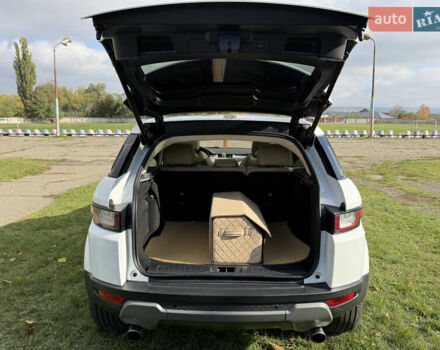 Ленд Ровер Рендж Ровер Евок 2016 у Ладижин на Automoto.ua Білий Ленд Ровер Рендж Ровер Евок, об'ємом двигуна 2 л та пробігом 86 тис. км за 23900 $, фото 47 на Automoto.ua