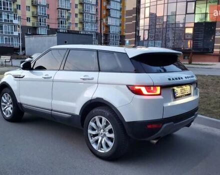 Белый Ленд Ровер Рендж Ровер Эвок, объемом двигателя 2 л и пробегом 129 тыс. км за 21900 $, фото 1 на Automoto.ua