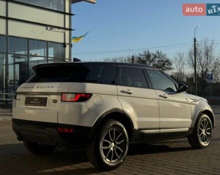 Білий Ленд Ровер Рендж Ровер Евок, об'ємом двигуна 2 л та пробігом 159 тис. км за 18999 $, фото 6 на Automoto.ua