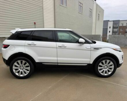 Ленд Ровер Рендж Ровер Эвок 2016 в Киеве на Automoto.ua Белый Ленд Ровер Рендж Ровер Эвок, объемом двигателя 2 л и пробегом 75 тыс. км за 21200 $, фото 7 на Automoto.ua