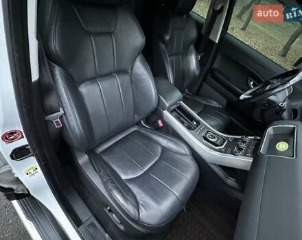 Білий Ленд Ровер Рендж Ровер Евок, об'ємом двигуна 2 л та пробігом 88 тис. км за 19999 $, фото 25 на Automoto.ua