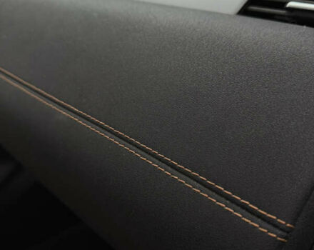 Білий Ленд Ровер Рендж Ровер Евок, об'ємом двигуна 2 л та пробігом 122 тис. км за 26000 $, фото 14 на Automoto.ua