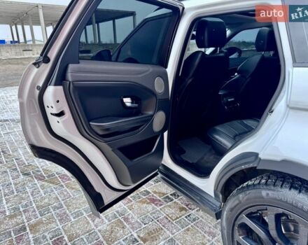 Белый Ленд Ровер Рендж Ровер Эвок, объемом двигателя 2 л и пробегом 184 тыс. км за 22500 $, фото 31 на Automoto.ua