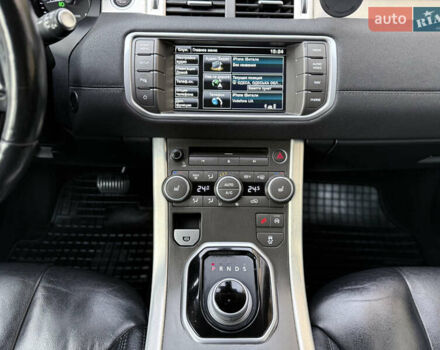 Білий Ленд Ровер Рендж Ровер Евок, об'ємом двигуна 2.18 л та пробігом 185 тис. км за 21000 $, фото 98 на Automoto.ua