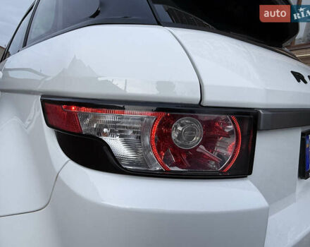 Білий Ленд Ровер Рендж Ровер Евок, об'ємом двигуна 2.18 л та пробігом 185 тис. км за 21000 $, фото 81 на Automoto.ua