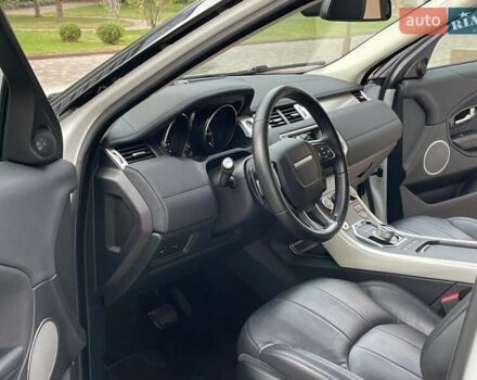 Білий Ленд Ровер Рендж Ровер Евок, об'ємом двигуна 2.18 л та пробігом 60 тис. км за 29700 $, фото 10 на Automoto.ua