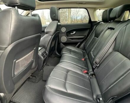 Білий Ленд Ровер Рендж Ровер Евок, об'ємом двигуна 2 л та пробігом 103 тис. км за 19000 $, фото 11 на Automoto.ua