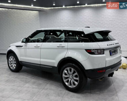 Білий Ленд Ровер Рендж Ровер Евок, об'ємом двигуна 2.18 л та пробігом 185 тис. км за 21000 $, фото 4 на Automoto.ua
