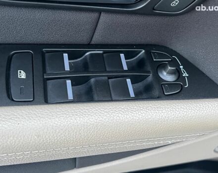 Белый Ленд Ровер Рендж Ровер Эвок, объемом двигателя 2 л и пробегом 68 тыс. км за 23490 $, фото 15 на Automoto.ua