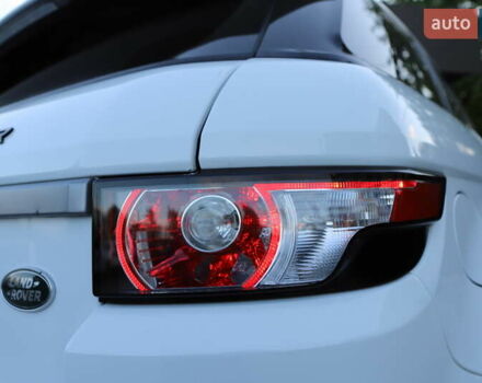 Білий Ленд Ровер Рендж Ровер Евок, об'ємом двигуна 2.2 л та пробігом 94 тис. км за 23899 $, фото 60 на Automoto.ua