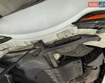 Білий Ленд Ровер Рендж Ровер Евок, об'ємом двигуна 2 л та пробігом 120 тис. км за 23200 $, фото 24 на Automoto.ua