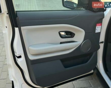 Білий Ленд Ровер Рендж Ровер Евок, об'ємом двигуна 2 л та пробігом 159 тис. км за 18999 $, фото 11 на Automoto.ua