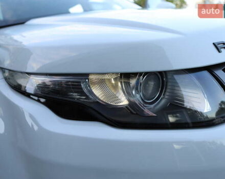 Білий Ленд Ровер Рендж Ровер Евок, об'ємом двигуна 2.2 л та пробігом 94 тис. км за 23899 $, фото 102 на Automoto.ua