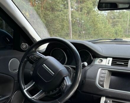 Білий Ленд Ровер Рендж Ровер Евок, об'ємом двигуна 2 л та пробігом 116 тис. км за 17000 $, фото 10 на Automoto.ua