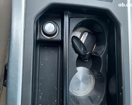 Белый Ленд Ровер Рендж Ровер Эвок, объемом двигателя 2 л и пробегом 68 тыс. км за 23490 $, фото 25 на Automoto.ua