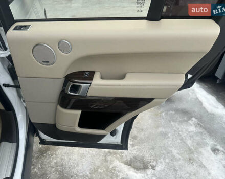 Білий Ленд Ровер Рендж Ровер Евок, об'ємом двигуна 3 л та пробігом 190 тис. км за 21999 $, фото 13 на Automoto.ua