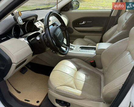 Ленд Ровер Рендж Ровер Евок 2016 у Ладижин на Automoto.ua Білий Ленд Ровер Рендж Ровер Евок, об'ємом двигуна 2 л та пробігом 86 тис. км за 23900 $, фото 29 на Automoto.ua