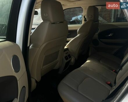Білий Ленд Ровер Рендж Ровер Евок, об'ємом двигуна 2 л та пробігом 184 тис. км за 18780 $, фото 12 на Automoto.ua