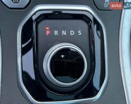 Белый Ленд Ровер Рендж Ровер Эвок, объемом двигателя 2 л и пробегом 68 тыс. км за 23490 $, фото 23 на Automoto.ua