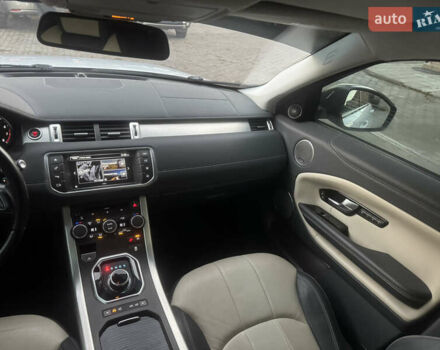 Белый Ленд Ровер Рендж Ровер Эвок, объемом двигателя 2 л и пробегом 150 тыс. км за 14800 $, фото 33 на Automoto.ua