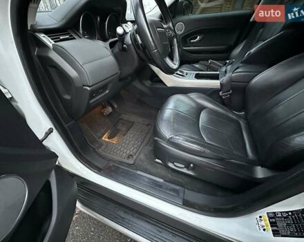 Білий Ленд Ровер Рендж Ровер Евок, об'ємом двигуна 2 л та пробігом 88 тис. км за 19999 $, фото 12 на Automoto.ua