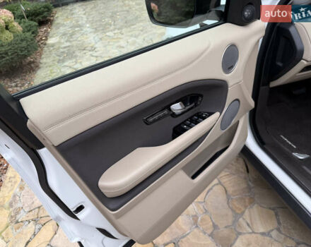 Белый Ленд Ровер Рендж Ровер Эвок, объемом двигателя 2 л и пробегом 56 тыс. км за 21300 $, фото 19 на Automoto.ua