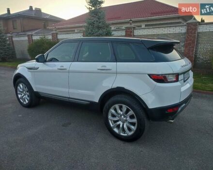 Белый Ленд Ровер Рендж Ровер Эвок, объемом двигателя 2.18 л и пробегом 82 тыс. км за 25300 $, фото 6 на Automoto.ua