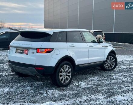Белый Ленд Ровер Рендж Ровер Эвок, объемом двигателя 2 л и пробегом 68 тыс. км за 23490 $, фото 6 на Automoto.ua