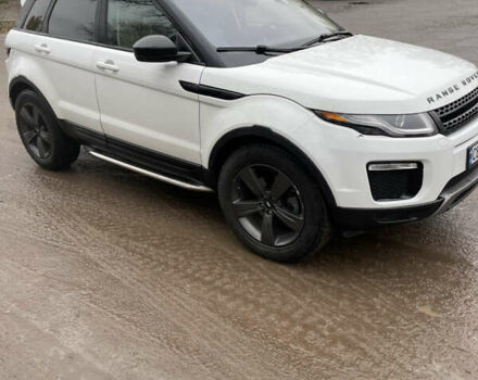 Белый Ленд Ровер Рендж Ровер Эвок, объемом двигателя 2 л и пробегом 220 тыс. км за 18500 $, фото 1 на Automoto.ua