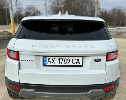 Білий Ленд Ровер Рендж Ровер Евок, об'ємом двигуна 2 л та пробігом 103 тис. км за 19000 $, фото 3 на Automoto.ua