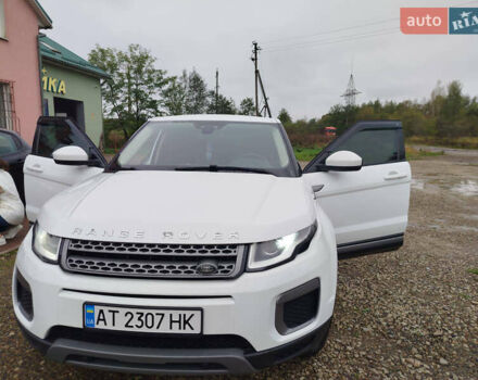 Ленд Ровер Рендж Ровер Эвок 2016 в Рожнятове на Automoto.ua Белый Ленд Ровер Рендж Ровер Эвок, объемом двигателя 2.2 л и пробегом 100 тыс. км за 28500 $, фото 25 на Automoto.ua